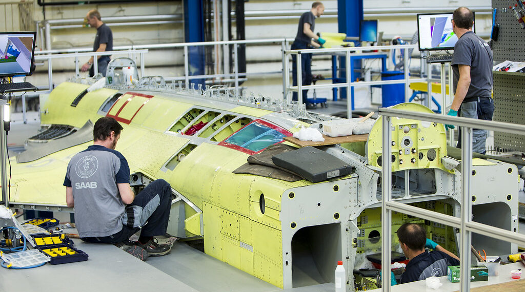 How would an independent Wales buy new military equipment?